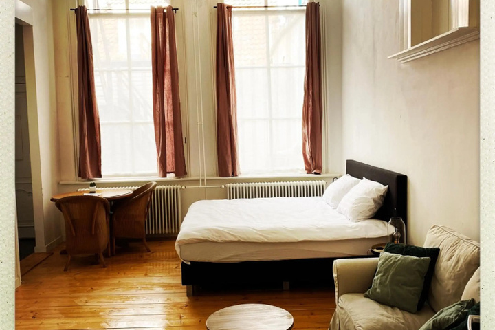 Room 3 of 14