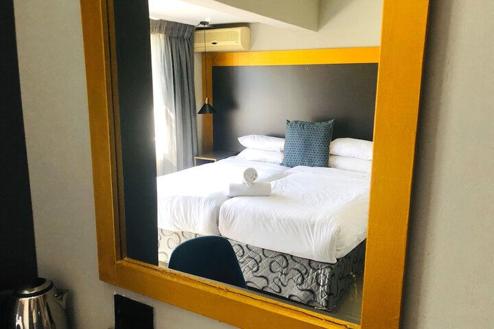 Room 118 of 241