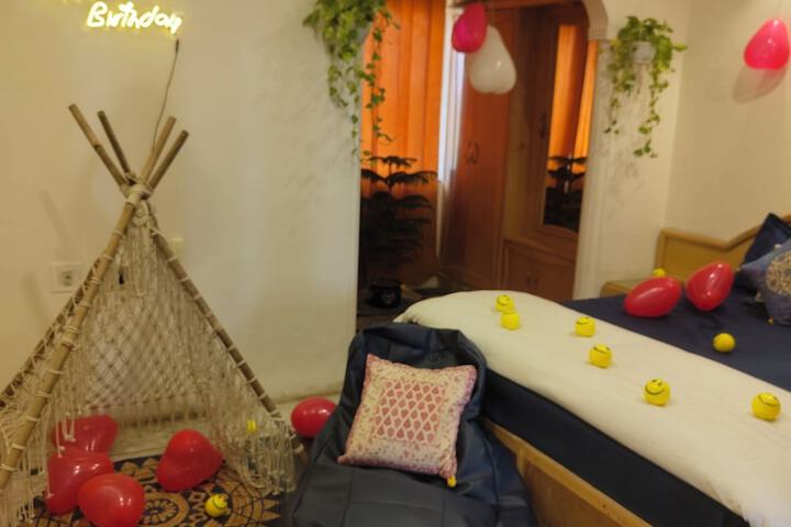 Room 14 of 38