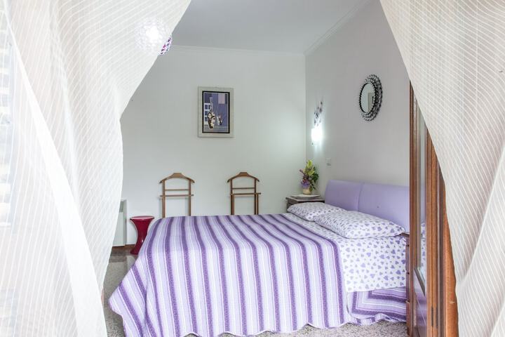 Room 3 of 39