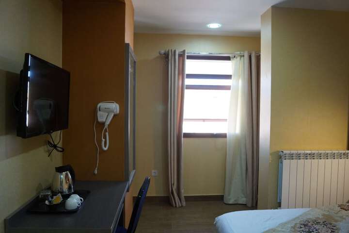 Room 7 of 44