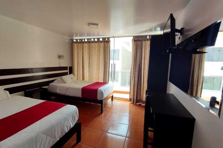 Room 10 of 18