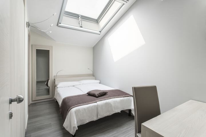 Room 16 of 73