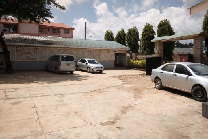 Property Grounds 18 of 20