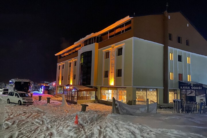 Sarikamis Snowflake Dağ Oteli