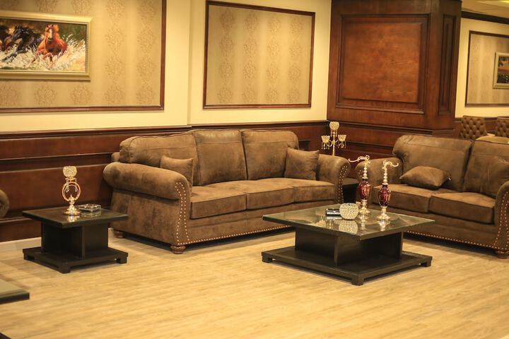 Lounge 57 of 81