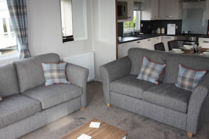 Paddock Lodges