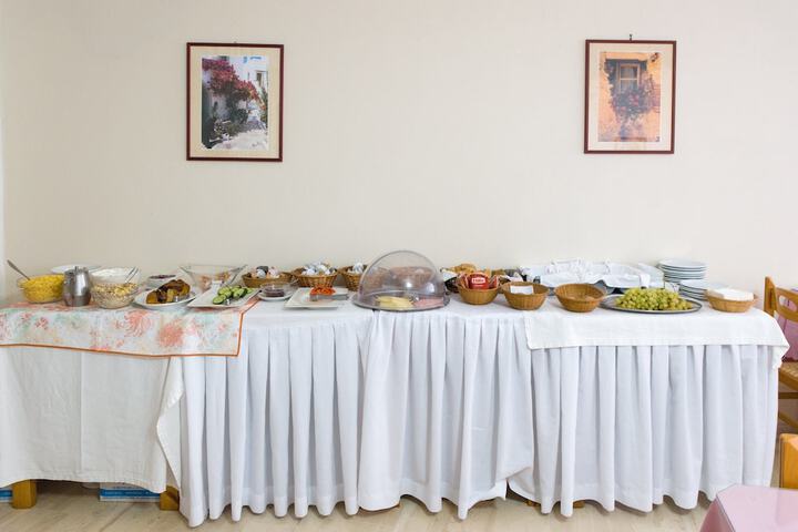 Breakfast/Coffee Service 26 of 31