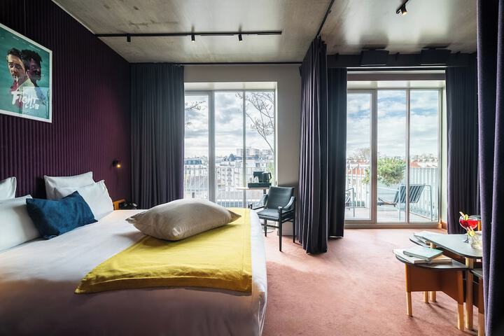 Room 2 of 46