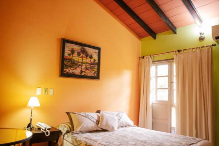 Room 3 of 35