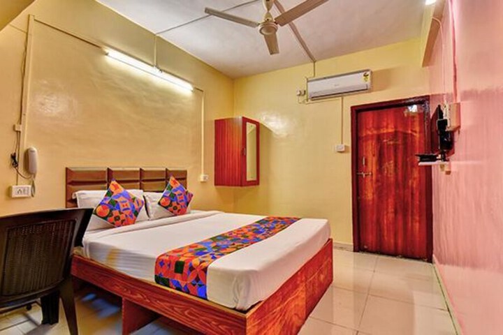 Room 15 of 34