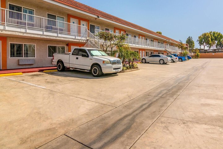 Exterior Photo