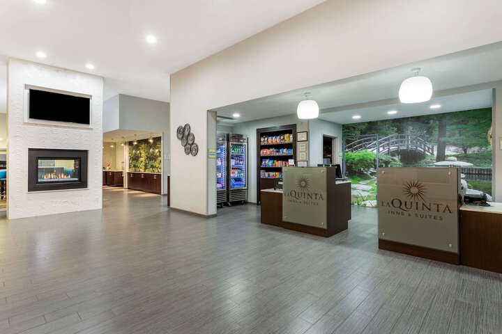 Hotel Interior 3 of 31