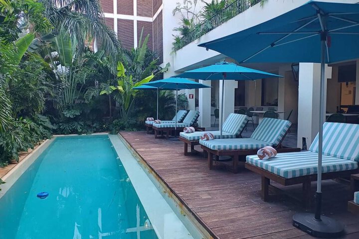 Hotel 78 of 79