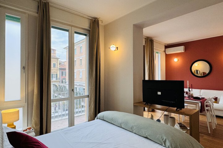 Room 5 of 17