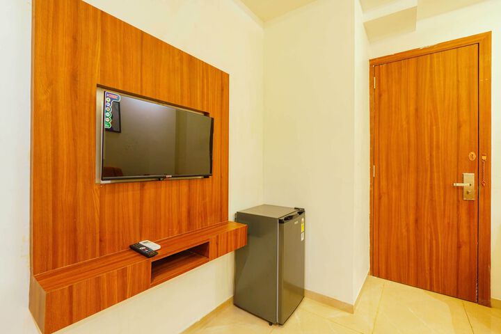 Room 28 of 54