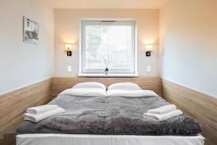 Room 20 of 38