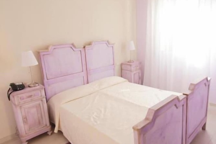 Room 14 of 35
