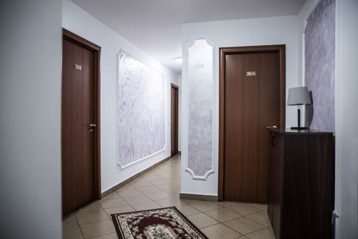 Ballroom/Hall 55 of 60