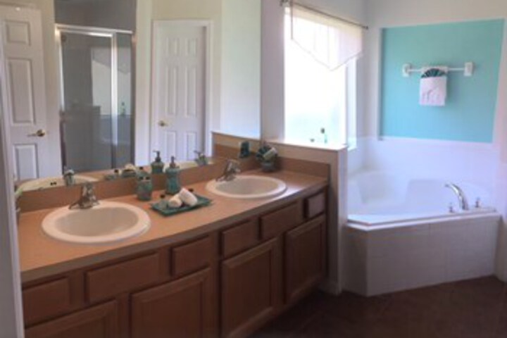Room 5 of 19