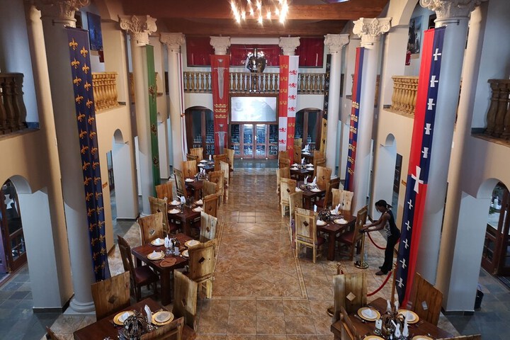 Dining 54 of 73