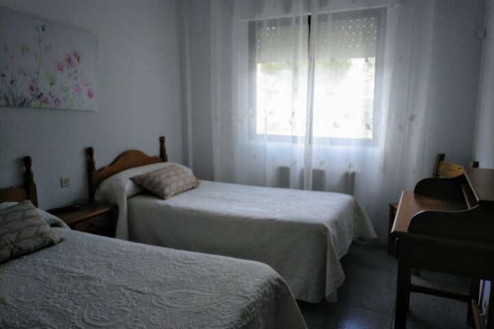 Room 3 of 9