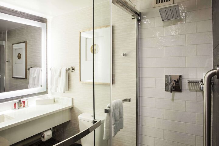 Bathroom shower