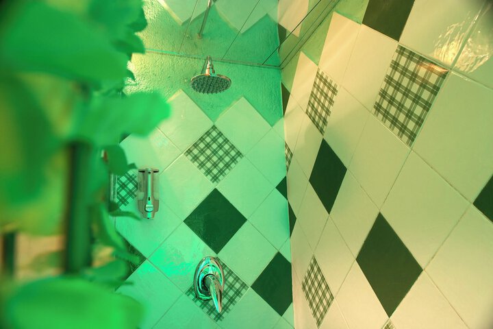 Room 34 of 49