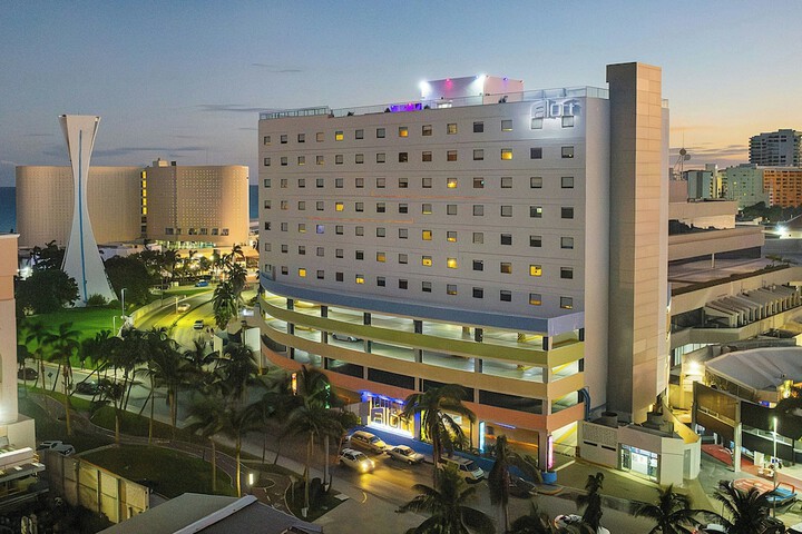 Hotel 67 of 72