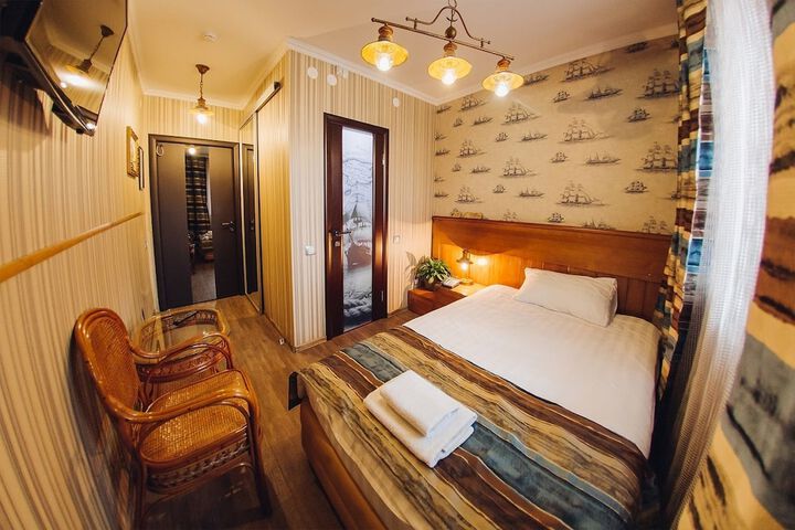 Room 43 of 47