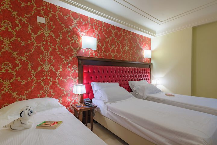 Room 40 of 87