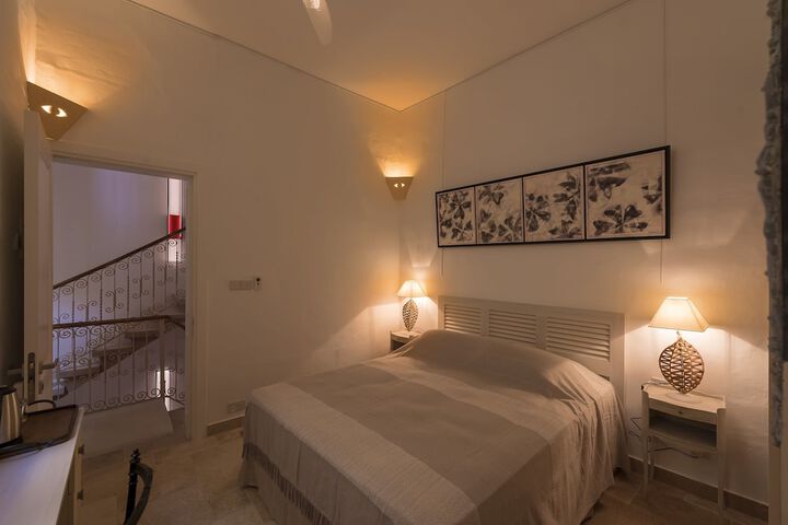 Room 4 of 47