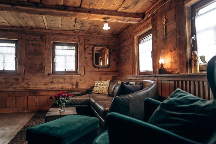 Room 12 of 46