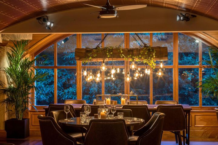 Dining Photos