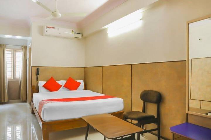 Room 8 of 29