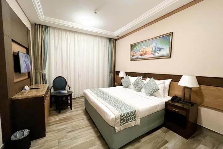 Room 62 of 181