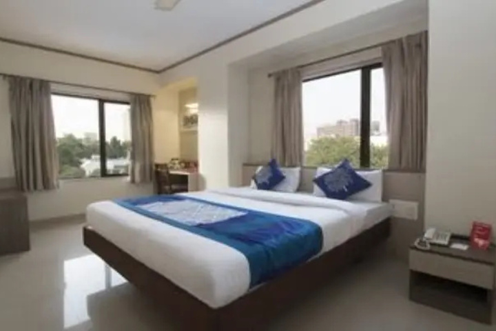 OYO 17104 Flagship Hotel Kapil Residency
