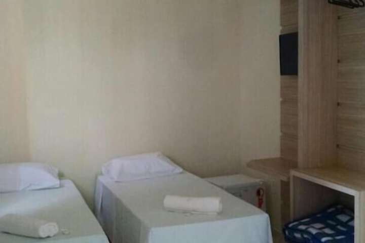 Room 5 of 24