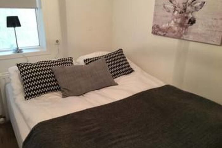 Room 11 of 49