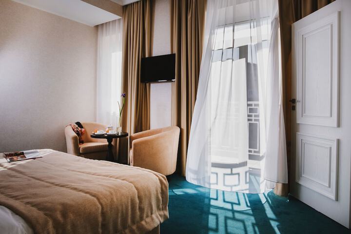 Room 22 of 70