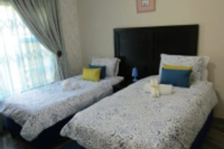 Room 42 of 192