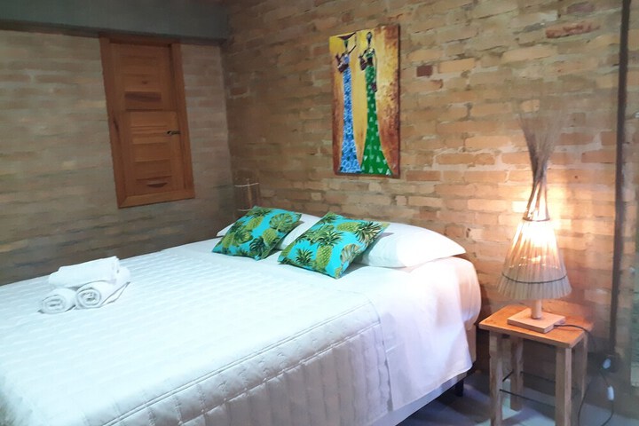 Room 15 of 46