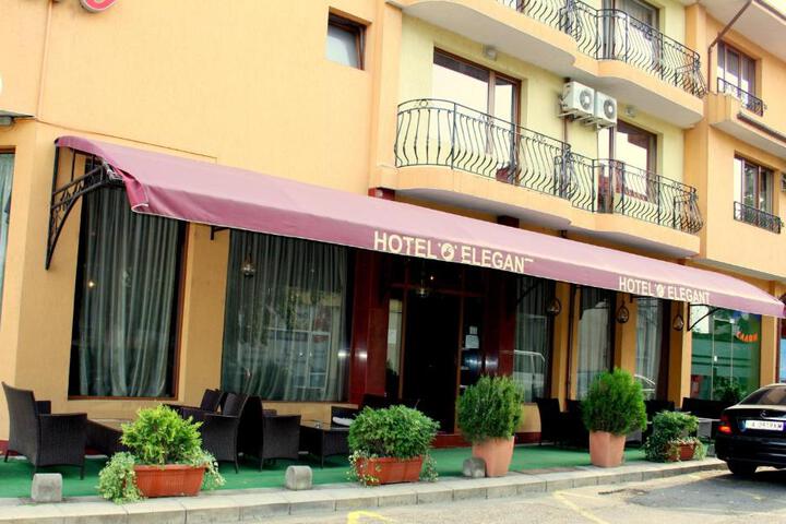 Exterior of Hotel Elegant