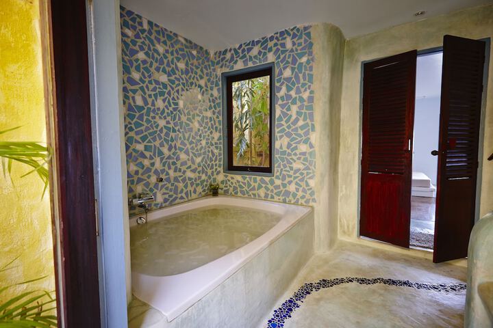 Room 14 of 57