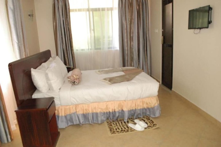 Room 16 of 41