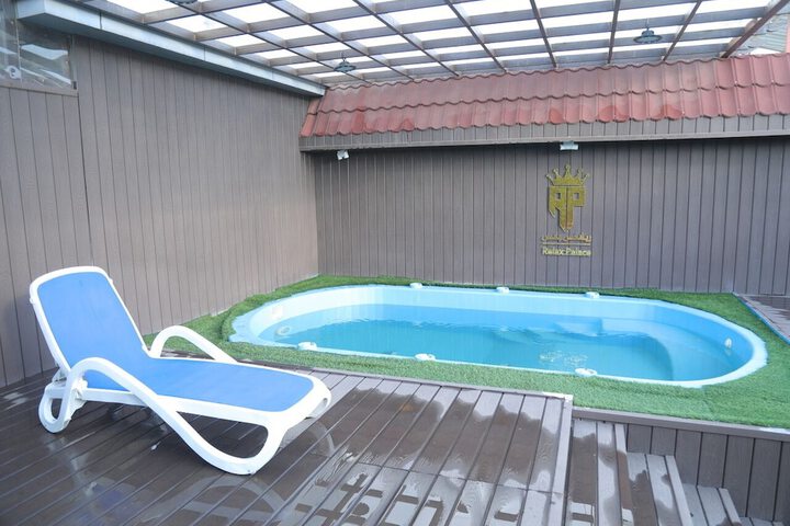 Pool 53 of 61