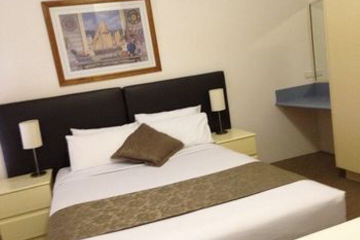 Room 16 of 49