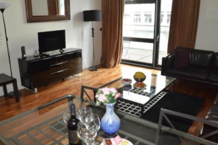 Discovery Dock Apartments East by OYO Rooms