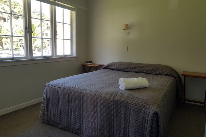 Room 22 of 64