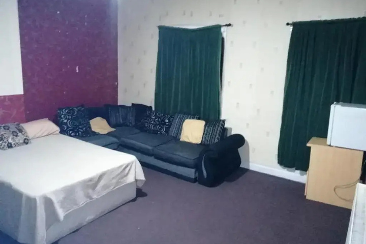 Room 2 of 12
